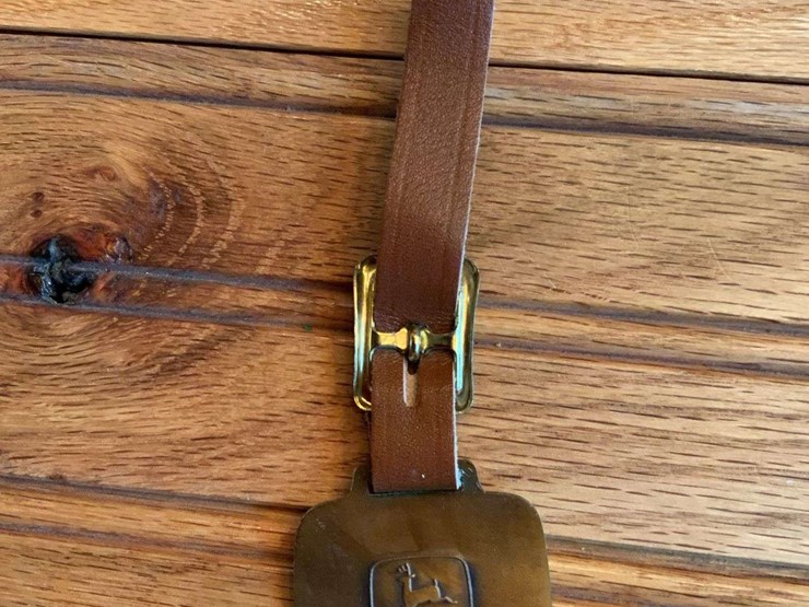 (3)-john-deere-industrial-watch-fobs-image-4