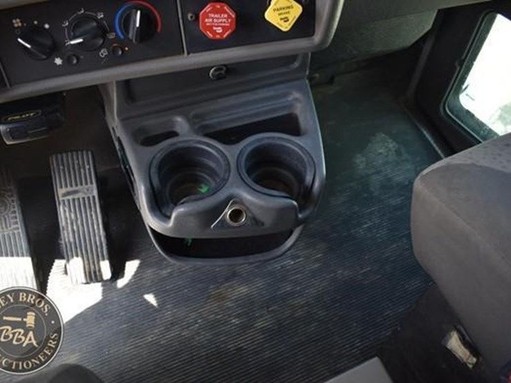 2012-kenworth-t370-image-70