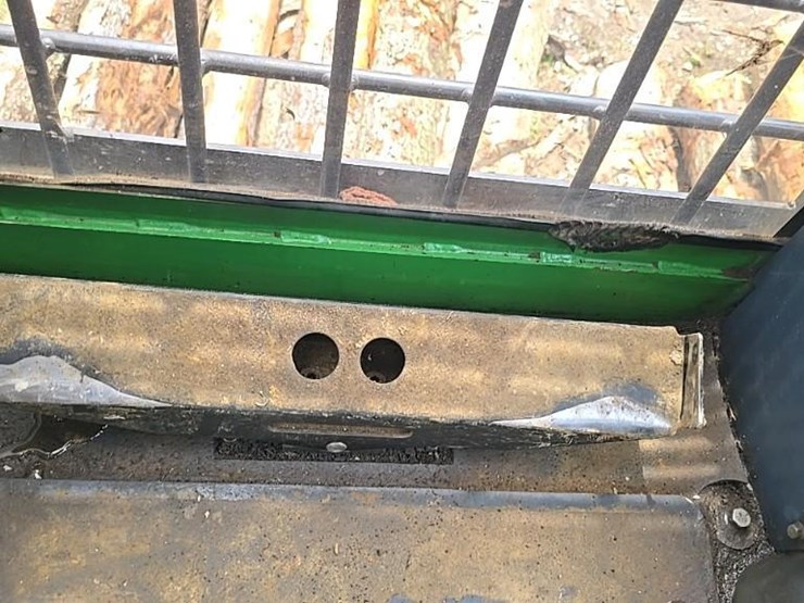 2014-deere-437d-image-95