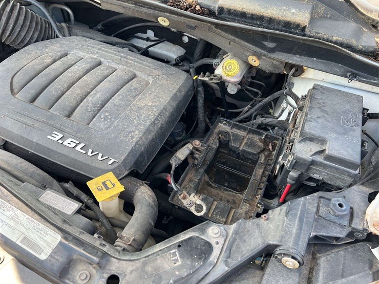 2012-dodge-grand-caravan-image-24