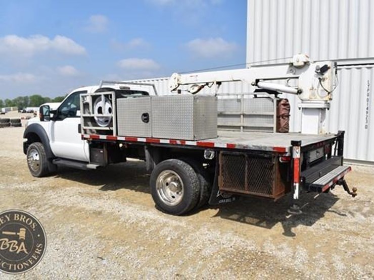2013-ford-f550-image-62
