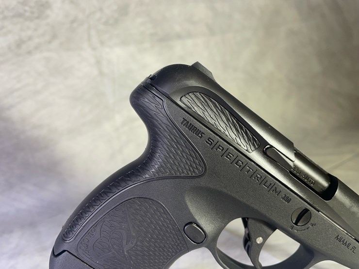 #4383-•-taurus-spectrum-380-auto-pistol,-sn:-1j020202-image-7