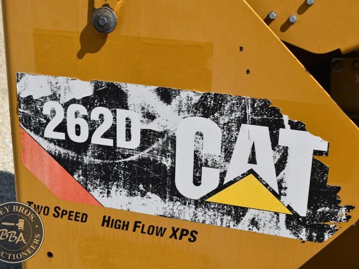 2018-caterpillar-262d-image-47