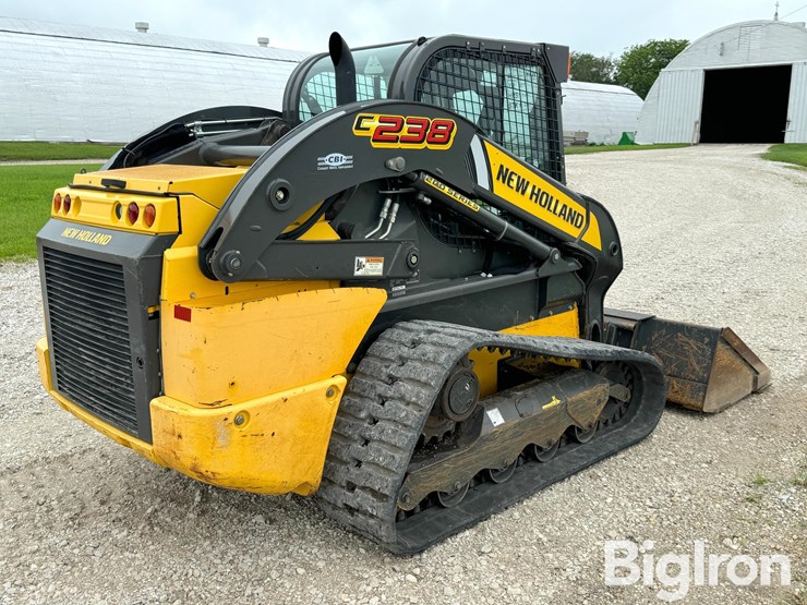 2017-new-holland-c238-image-5