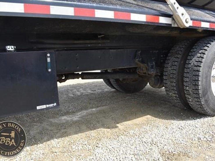 2012-kenworth-t370-image-35