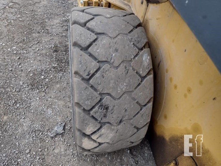 deere-324g-image-22