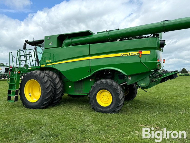 2022-john-deere-s780-image-8