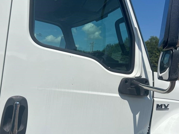 2020-international-mv-image-23
