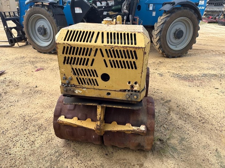 193---2004-multiquip-ram-max-trench-roller-image-5