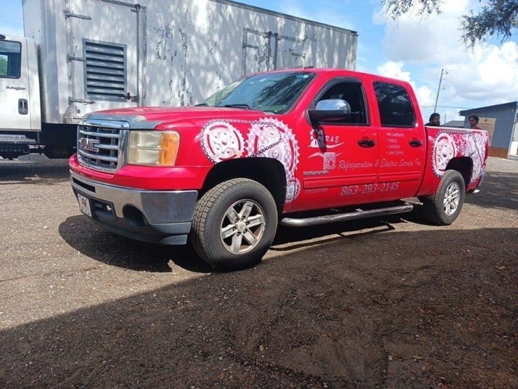 2010-gmc-sierra-1500-image-1