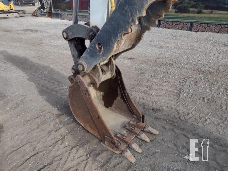 2019-bobcat-e42-image-16