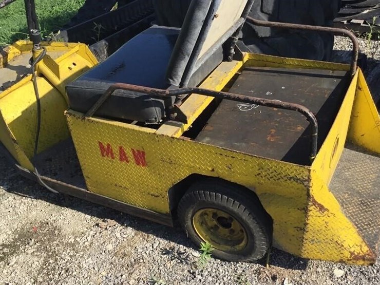 cushman-electric-truck-image-2
