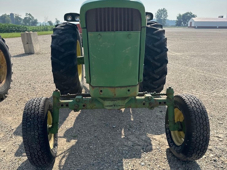 john-deere-4020-image-2