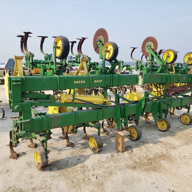 JOHN DEERE RM
