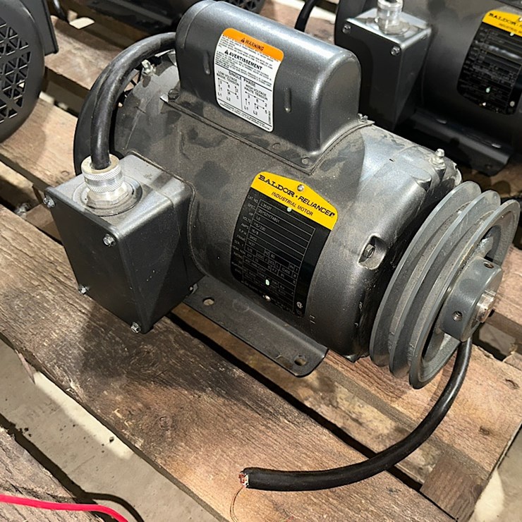 BALDOR RELIANCE 1.5HP ELECTRIC MOTOR