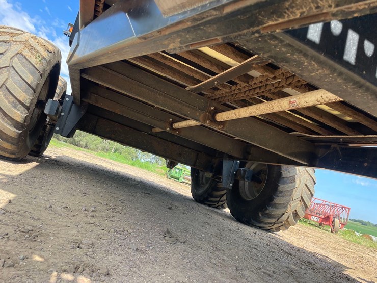 2023-meyer-ms485-vertical-beater-manure-spreader—1-owner-image-68