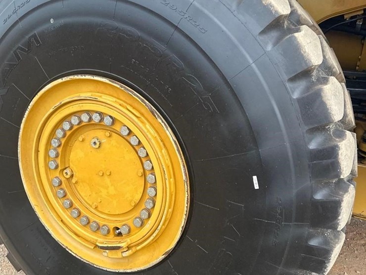 2021-caterpillar-980m-image-22