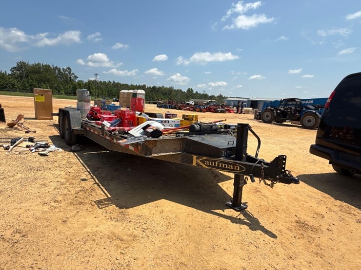 2174---2023-kaufman-78"-x-24'-tilt-trailer-image-1
