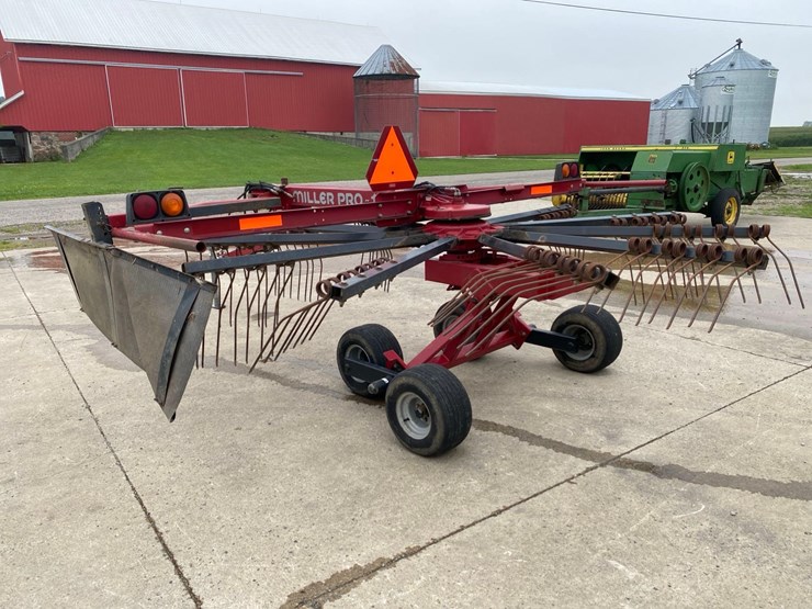 miller-pro-1150-hay-rake-image-6