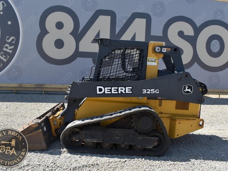 2019-deere-325g-image-8