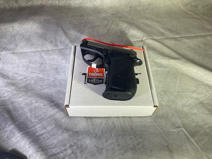 #4385-•-taurus-pt-22-22-lr-pistol,-sn:-05870y-image-1