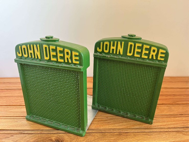 john-deere-radiator-bookends-image-1