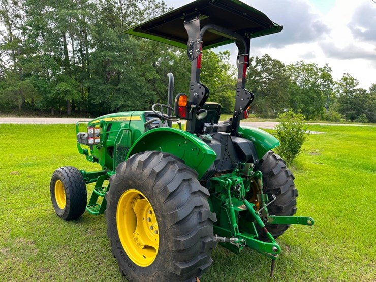 2021-john-deere-5045e-image-8