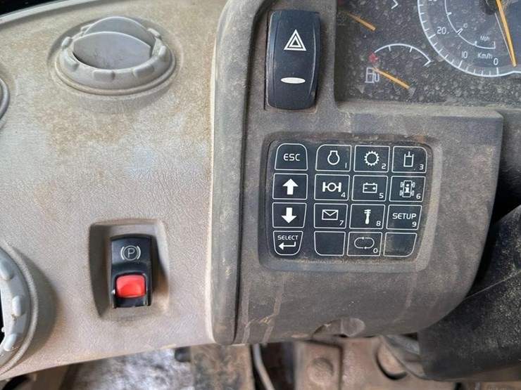 volvo-l90h-image-31