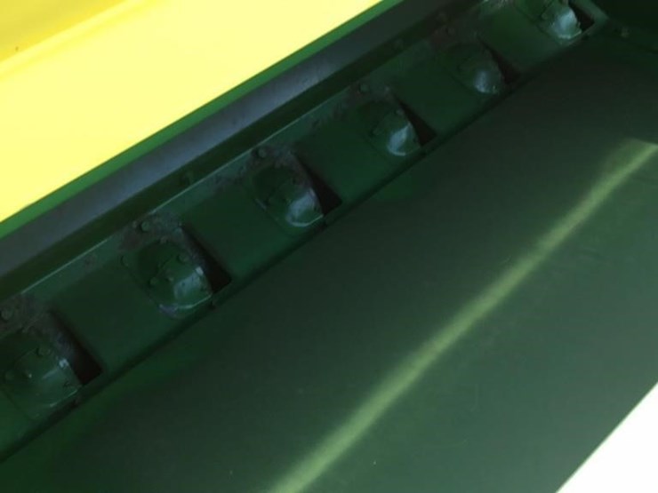 john-deere-8300-image-8