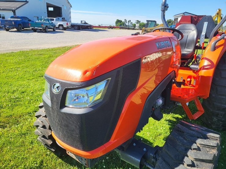 2016-kubota-mx5200-image-9