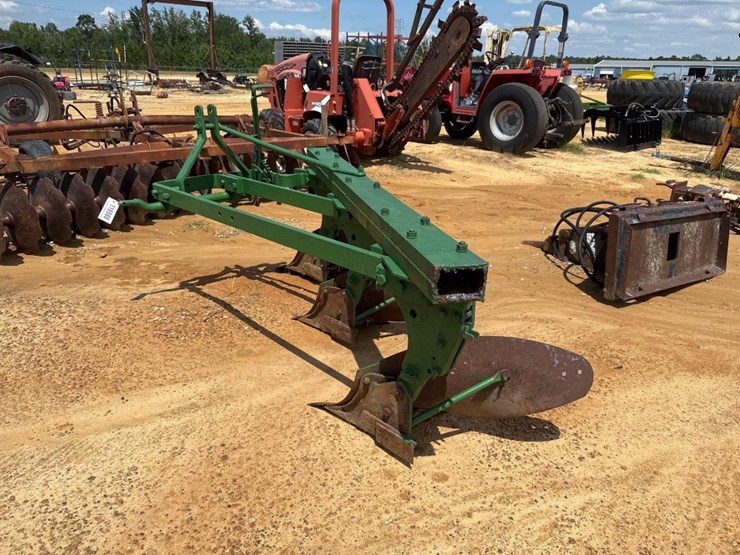 216---3-bottom-plow-image-3