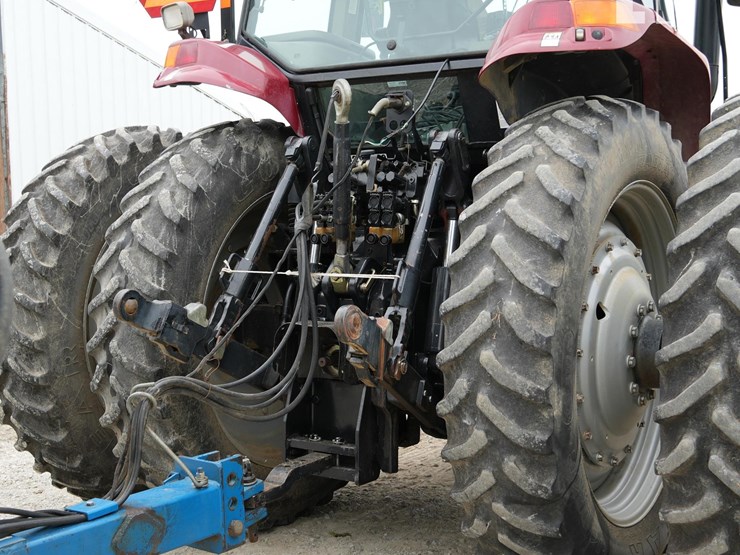 2004-case-ih-mxm175-image-8