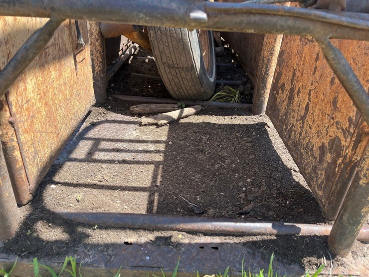 for-most-cattle-chute-image-6
