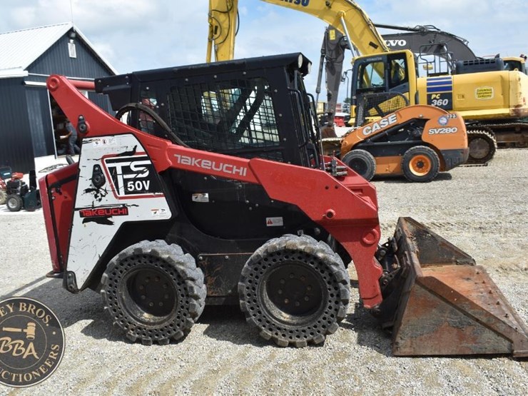 2017-takeuchi-ts50v-image-19