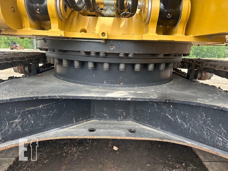 2021-caterpillar-320gc-image-19