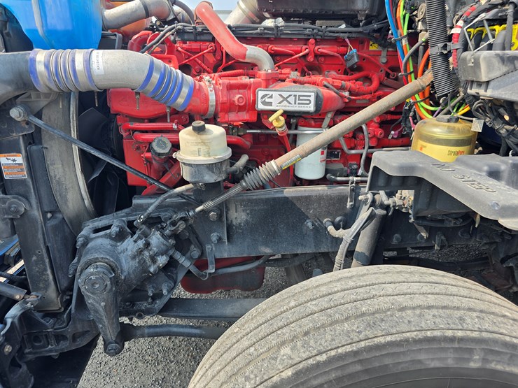 2019-peterbilt-579-image-47