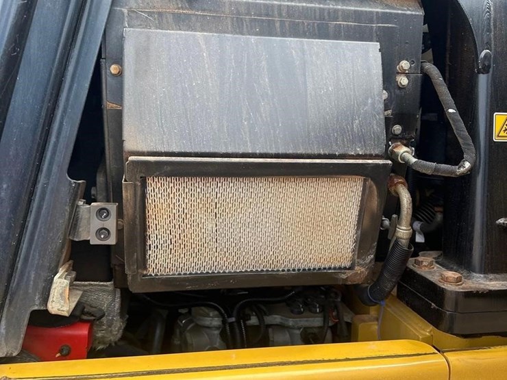 2019-caterpillar-953k-image-28