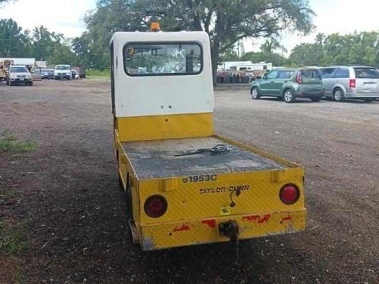 taylor-dunn-cart-image-5