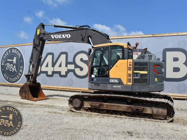2018-volvo-ecr235el-image-13