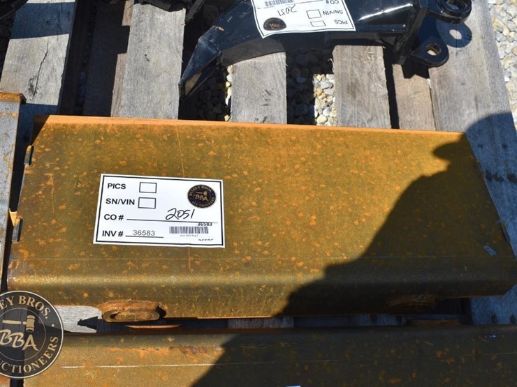hitch-future-mini-skidsteer-weldable-plate-36583-image-1