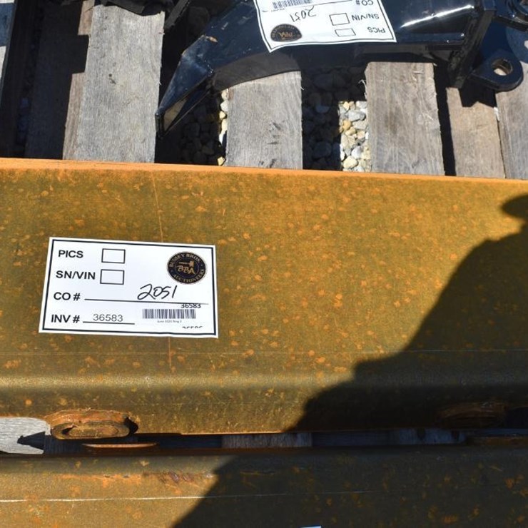 Hitch FUTURE MINI SKIDSTEER WELDABLE PLATE 36583