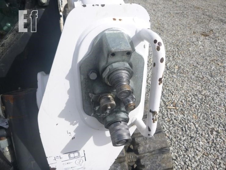 2018-bobcat-t595-image-16