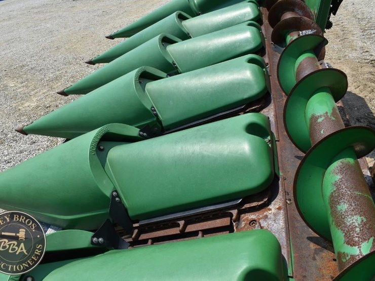 1989-john-deere-643-image-13
