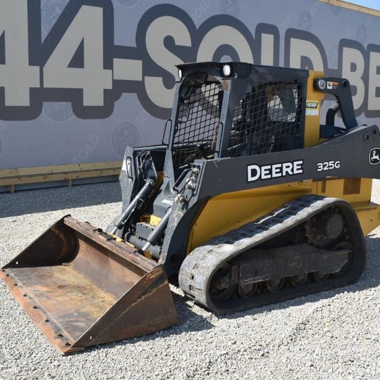 2019 DEERE 325G