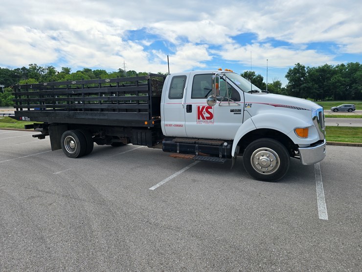 2004-ford-f650-image-40