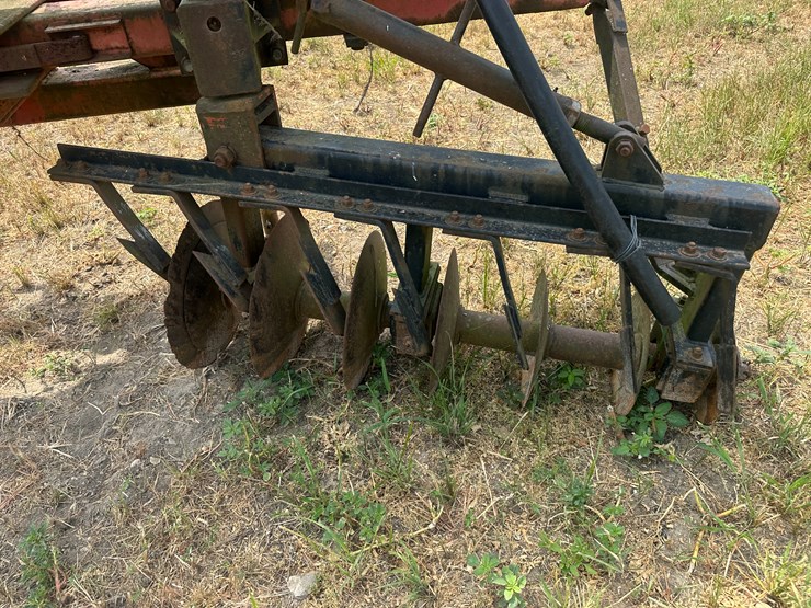 #26624-•-best-mfg-ls9600-seeder-w/-levee-plow-image-9