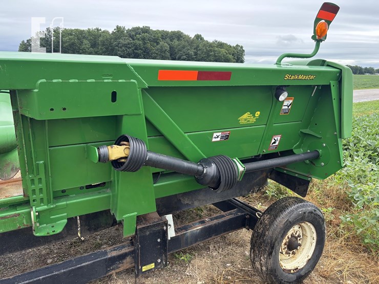 2012-john-deere-608c-image-6