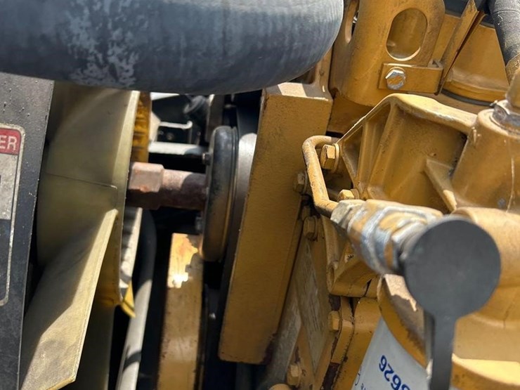 2005-caterpillar-c7-image-35