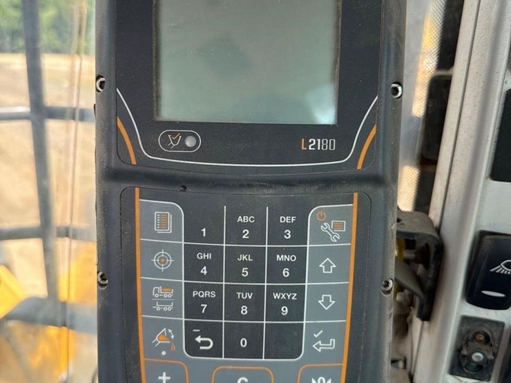 volvo-l90h-image-29