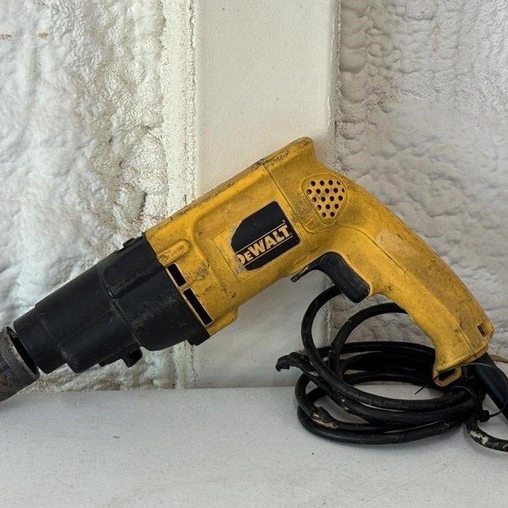 DeWalt 1/2 in Hammer Drill